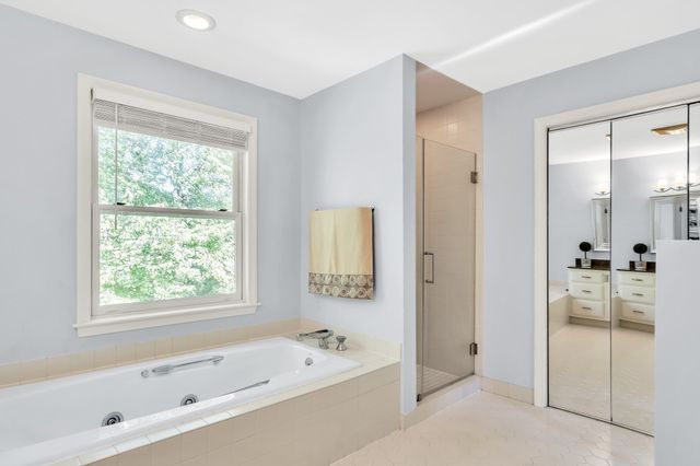 9 Solomon Pierce Rd, Lexington, MA 02420