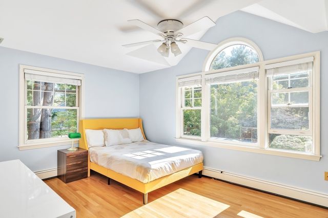 9 Solomon Pierce Rd, Lexington, MA 02420