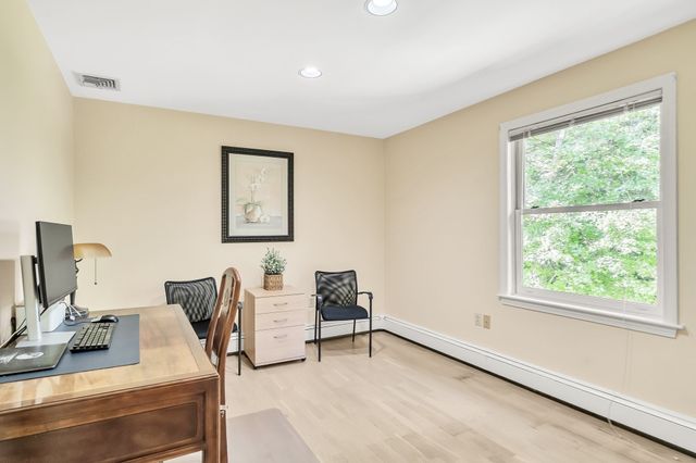 9 Solomon Pierce Rd, Lexington, MA 02420