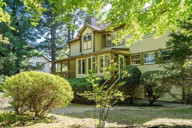 9 Solomon Pierce Rd, Lexington, MA 02420