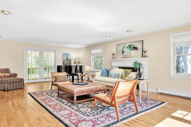 9 Solomon Pierce Rd, Lexington, MA 02420