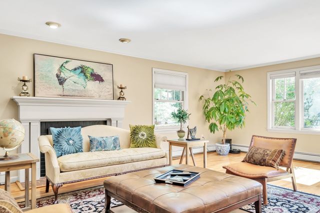 9 Solomon Pierce Rd, Lexington, MA 02420