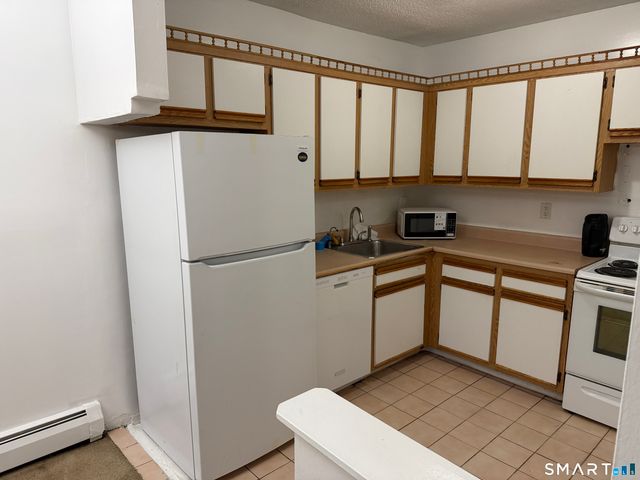 155 Bull Hill Lane S7, West Haven, CT 06516