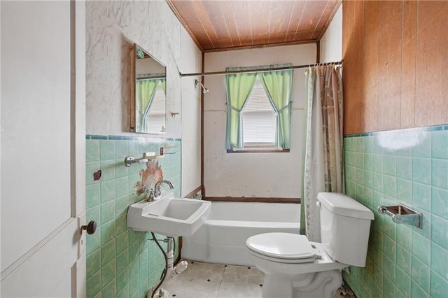 7232 E Cherokee Drive, Canton, GA 30115