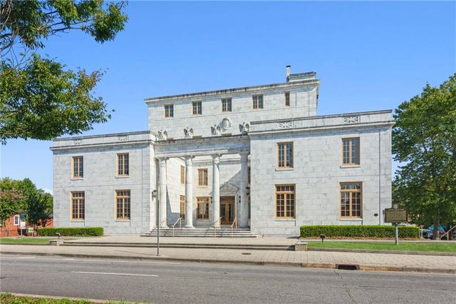 7232 E Cherokee Drive, Canton, GA 30115