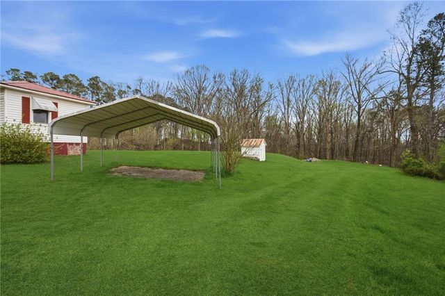 7232 E Cherokee Drive, Canton, GA 30115