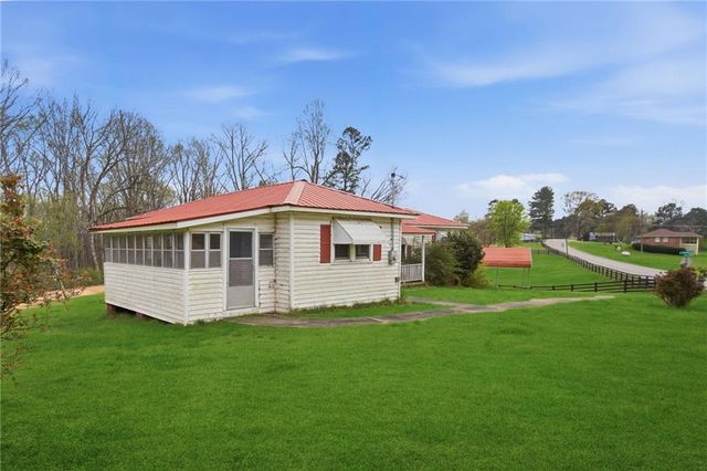 7232 E Cherokee Drive, Canton, GA 30115