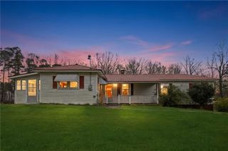 7232 E Cherokee Drive, Canton, GA 30115