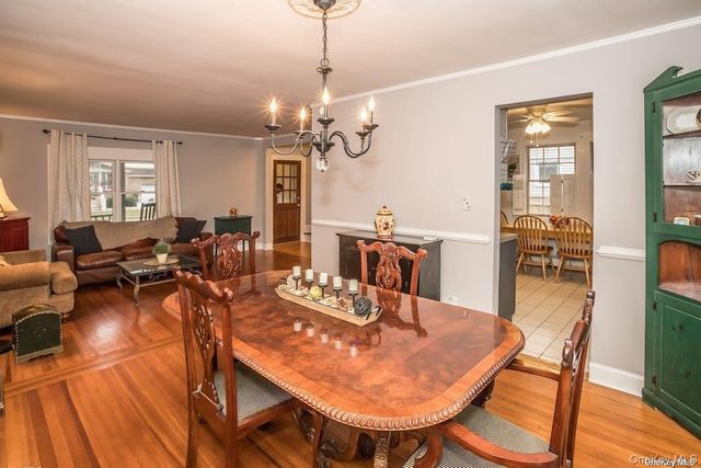 2 Elm Place, Glen Head, NY 11545