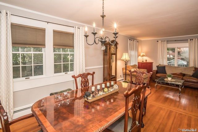 2 Elm Place, Glen Head, NY 11545