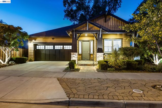 2681 Rivers Bend Cir, Livermore, CA 94550