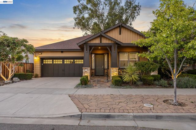 2681 Rivers Bend Cir, Livermore, CA 94550