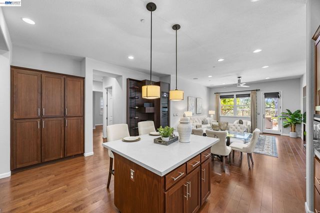 2681 Rivers Bend Cir, Livermore, CA 94550