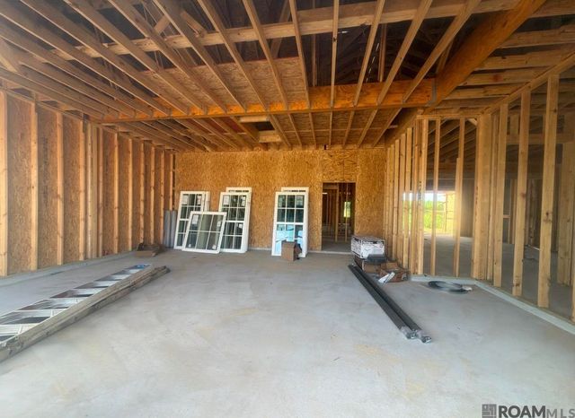 187 Peary Way, Thibodaux, LA 70301