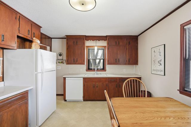 2200 Gardenette Drive S, White Bear Lake, MN 55110