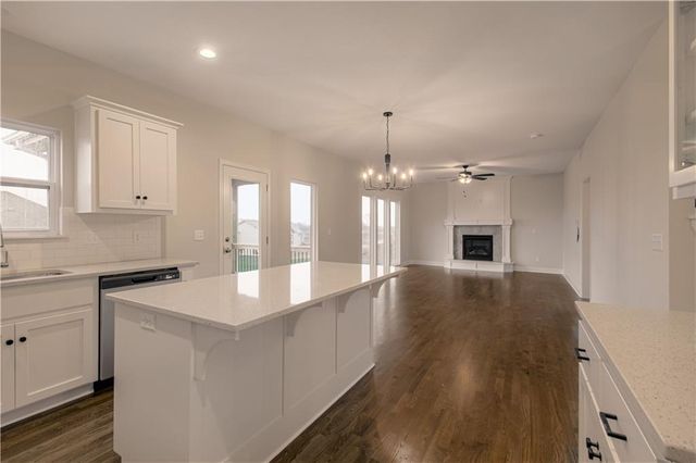 10153 N Brighton Avenue, Kansas City, MO 64156