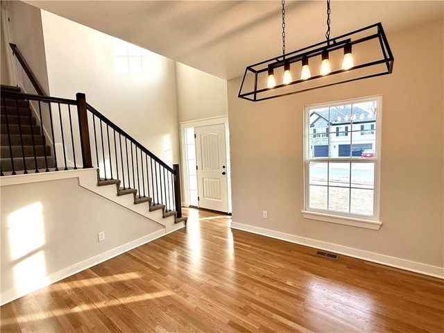 10153 N Brighton Avenue, Kansas City, MO 64156