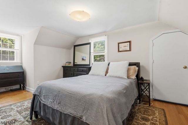 240 Summit Rd, Mountainside Boro, NJ 07092
