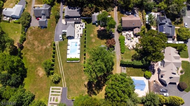 240 Summit Rd, Mountainside Boro, NJ 07092