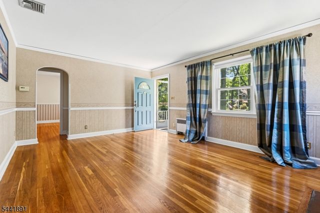 240 Summit Rd, Mountainside Boro, NJ 07092