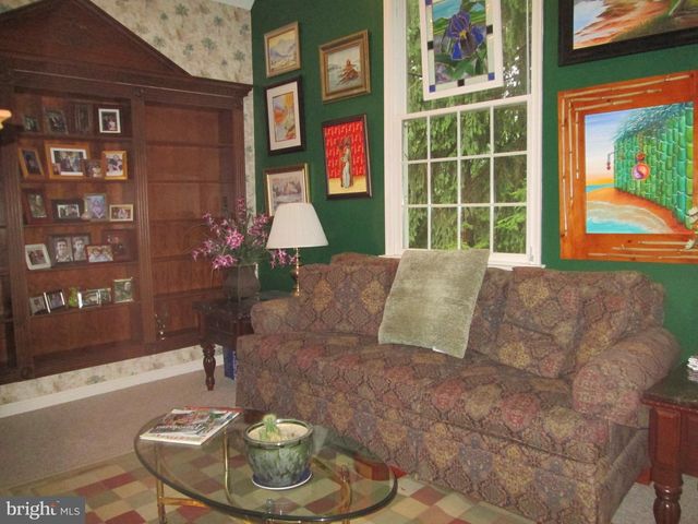 17 TRIPLETT CT, Dillsburg, PA 17019