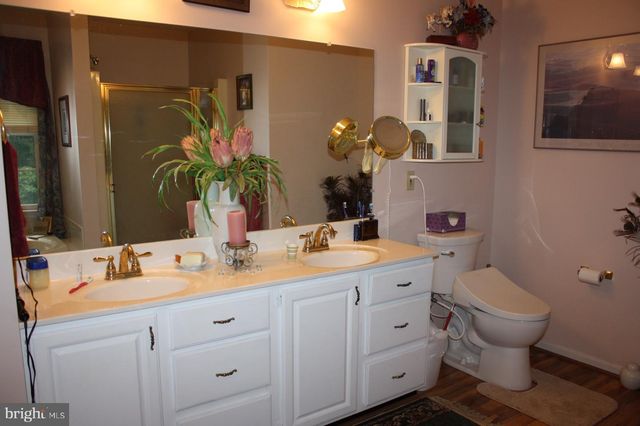 17 TRIPLETT CT, Dillsburg, PA 17019