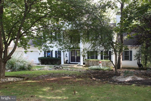17 TRIPLETT CT, Dillsburg, PA 17019