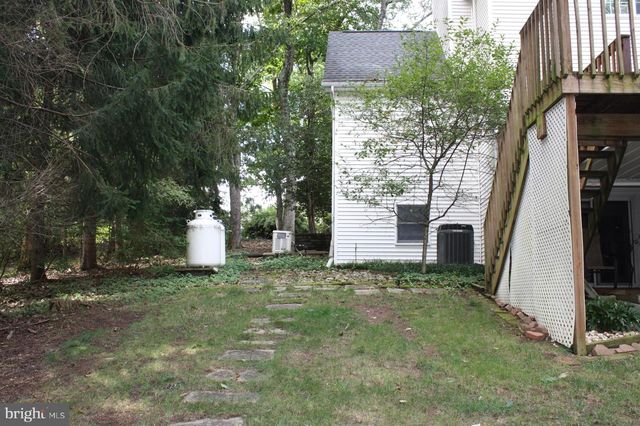 17 TRIPLETT CT, Dillsburg, PA 17019