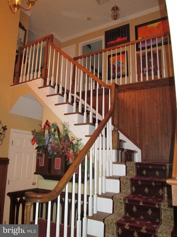 17 TRIPLETT CT, Dillsburg, PA 17019
