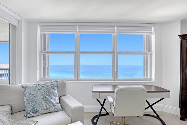 5200 N OCEAN Drive 1703, Singer Island, FL 33404