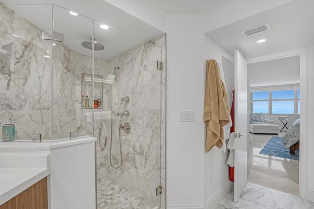 5200 N OCEAN Drive 1703, Singer Island, FL 33404