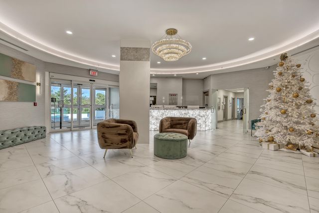 5200 N OCEAN Drive 1703, Singer Island, FL 33404