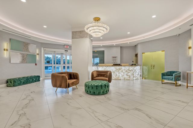5200 N OCEAN Drive 1703, Singer Island, FL 33404