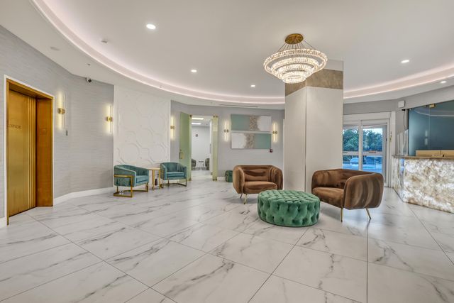 5200 N OCEAN Drive 1703, Singer Island, FL 33404