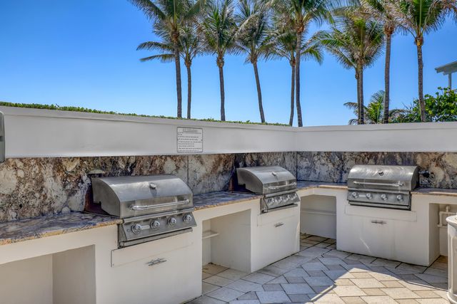 5200 N OCEAN Drive 1703, Singer Island, FL 33404