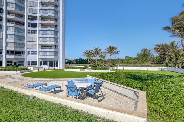 5200 N OCEAN Drive 1703, Singer Island, FL 33404