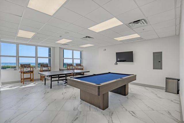5200 N OCEAN Drive 1703, Singer Island, FL 33404