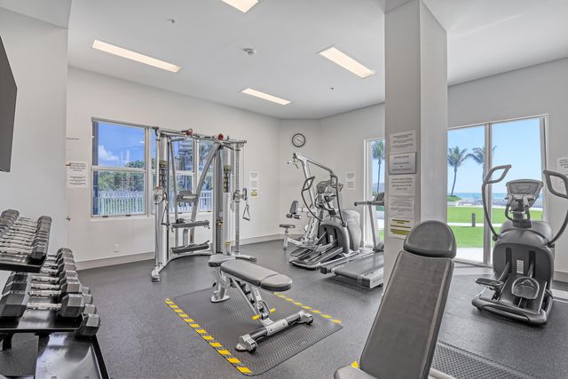 5200 N OCEAN Drive 1703, Singer Island, FL 33404