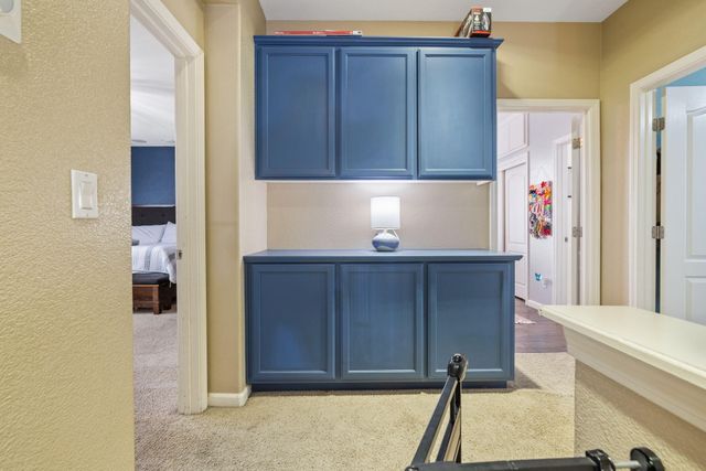 2467 Ship Rock Avenue, Tulare, CA 93274