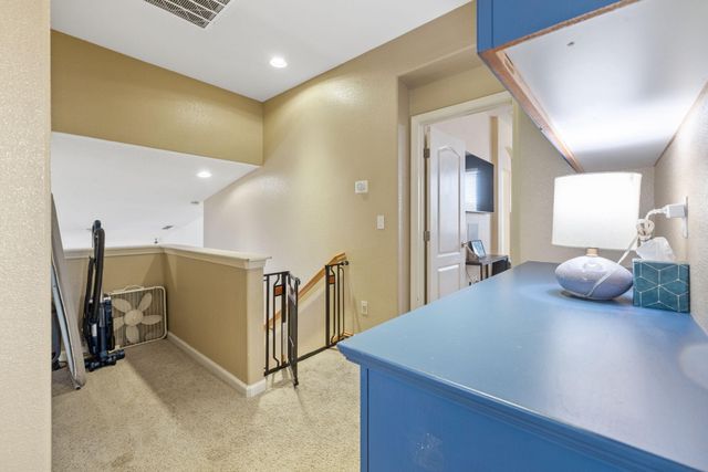 2467 Ship Rock Avenue, Tulare, CA 93274