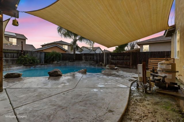 2467 Ship Rock Avenue, Tulare, CA 93274