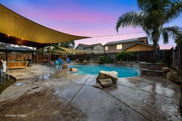 2467 Ship Rock Avenue, Tulare, CA 93274