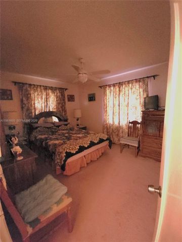 1033 N 19th Ave, Hollywood, FL 33020