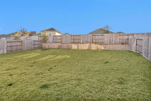 17685 Martin Creek Lane, Conroe, TX 77316