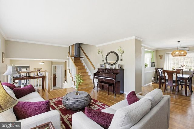 5303 RUSSETT RD, Rockville, MD 20853