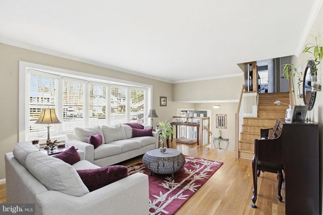 5303 RUSSETT RD, Rockville, MD 20853