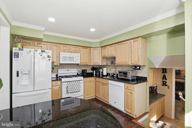 5303 RUSSETT RD, Rockville, MD 20853