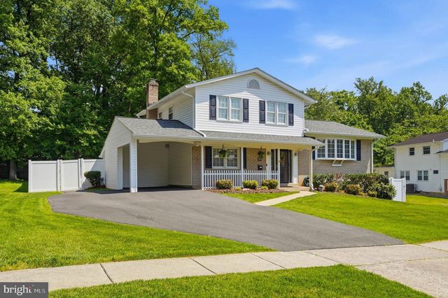 5303 RUSSETT RD, Rockville, MD 20853