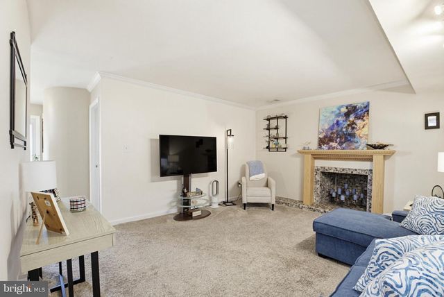 5303 RUSSETT RD, Rockville, MD 20853
