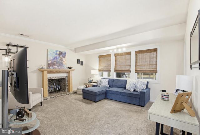 5303 RUSSETT RD, Rockville, MD 20853